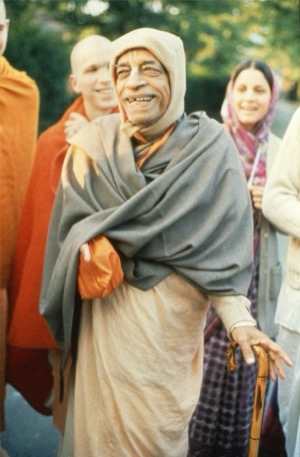 Śrīla A. C. Bhaktivedanta Swami Prabhupāda on a morning walk with disciples in Germany, 1974
